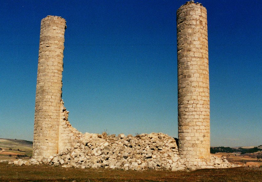 Castillo de Canillas de Esgueva, Spain